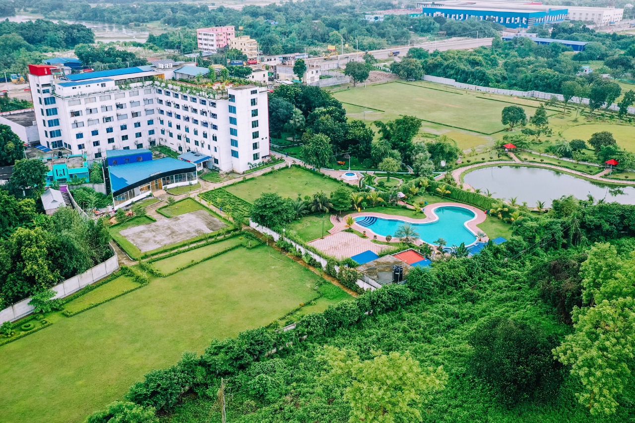 WhatsApp Image 2025-09-27 at 10.21.00 AM (6)